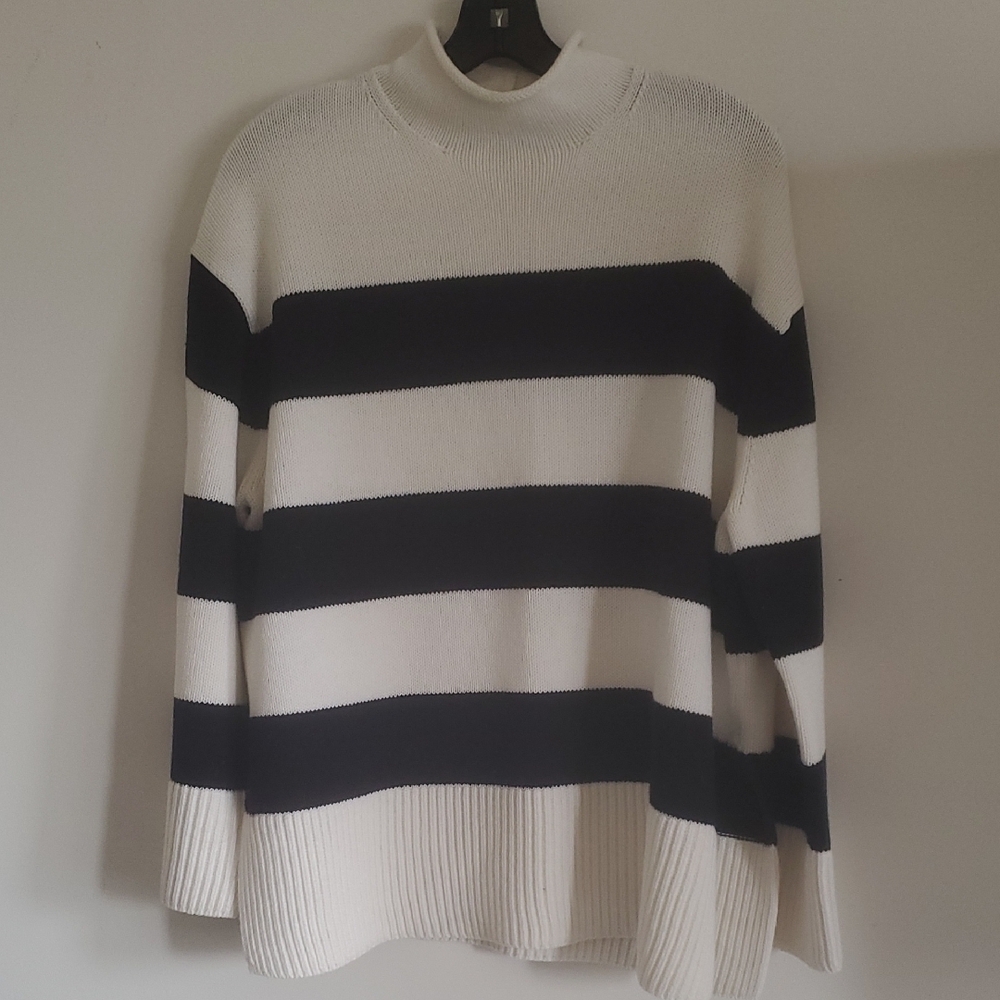 NWOT VINCE WOMENS OVERSIZED STRIPED ROLL NECK SWEATER - Picture 6 of 9